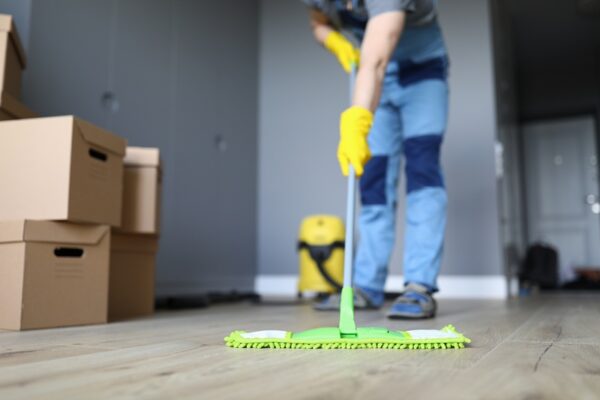 Move-In/Move-Out Cleaning